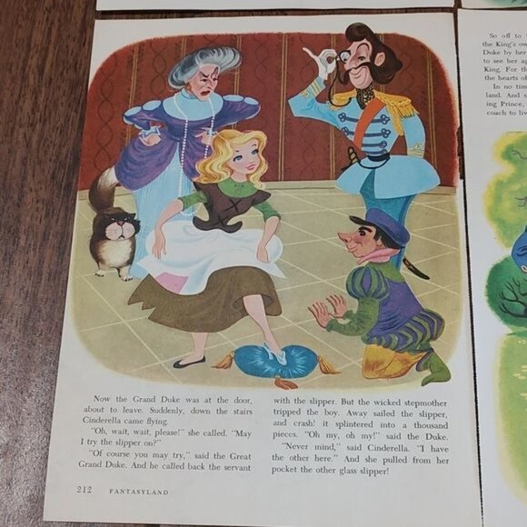 Vintage 1965 Fantasyland Cinderella decor princess picture nursery - Picture 4 of 5